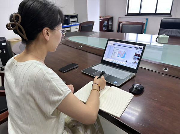宋楠楠_副本.jpg