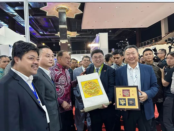 1758507249617032.png 01_副本.png